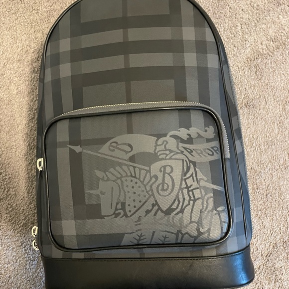 Burberry Rocco London Check Backapack - Picture 10 of 15